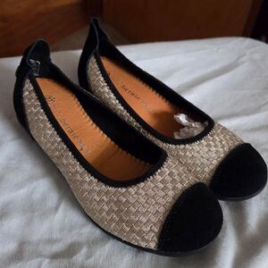 bernie mev. Metallic Beige Woven Ballet Flats with Black Trim